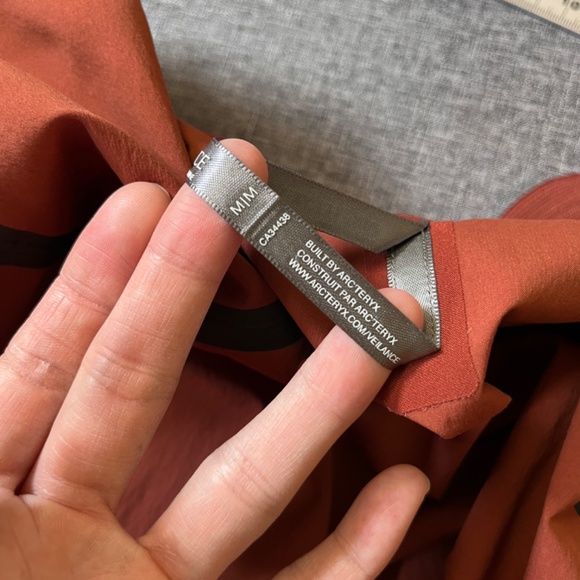 Arc'teryx Veilance Nemis Bomber Jacket - Men's Size M - Orange Brown - Picture 4 of 10